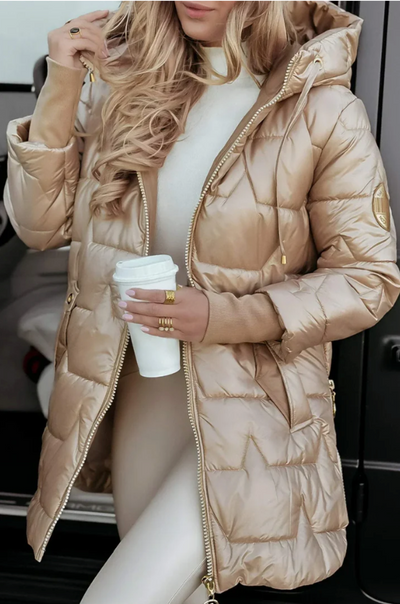 Nicole | Stilig kåpe med allsidighet og varme