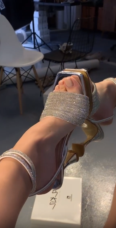 Rose | Women's heeled sandals with square toe and elastic strap with rhinestones